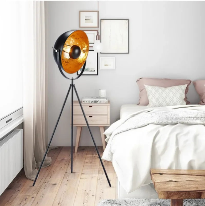 Retro Tripod Floor Lamp